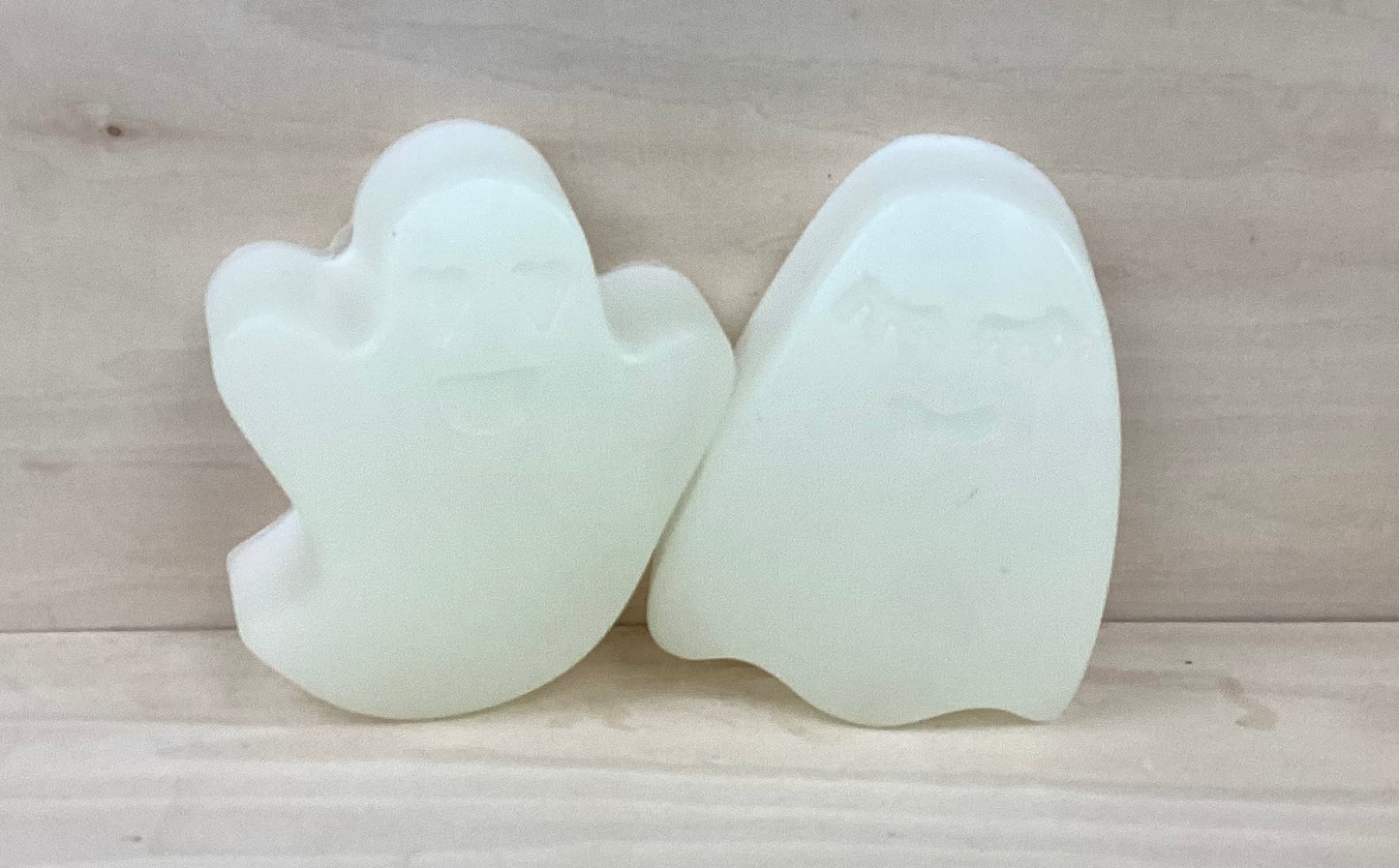 Glow-in-the-Dark Ghost Soap – $5 (1.5 oz)