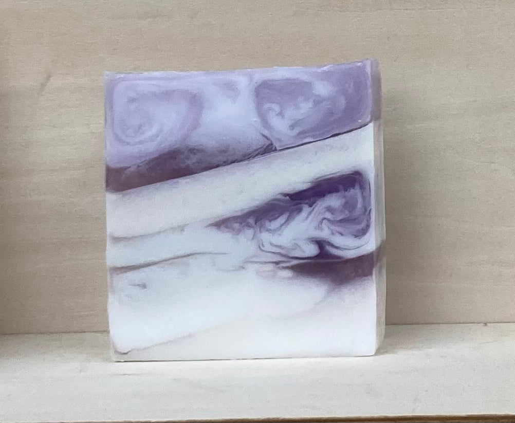 Black Raspberry Vanilla Goat’s Milk Soap – 5 oz