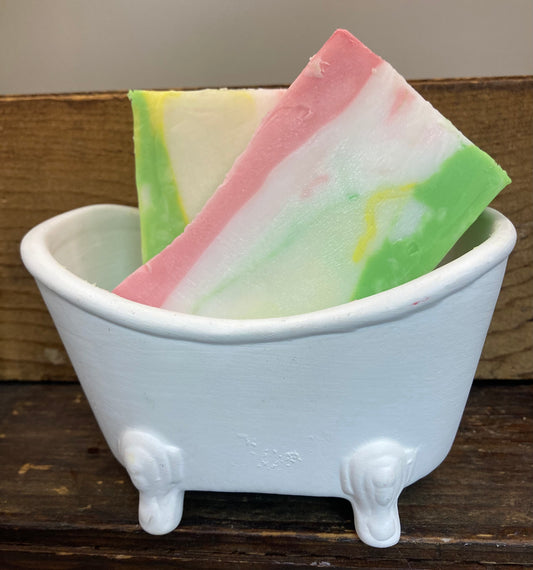 This is a 4 oz bar of Candy Crush scented Goats Milk and Glycerin Soap.  This is a sweet scent in a moisturizing bar of soap.  Super fun!

Each item is individually made and may appear different from the photo.