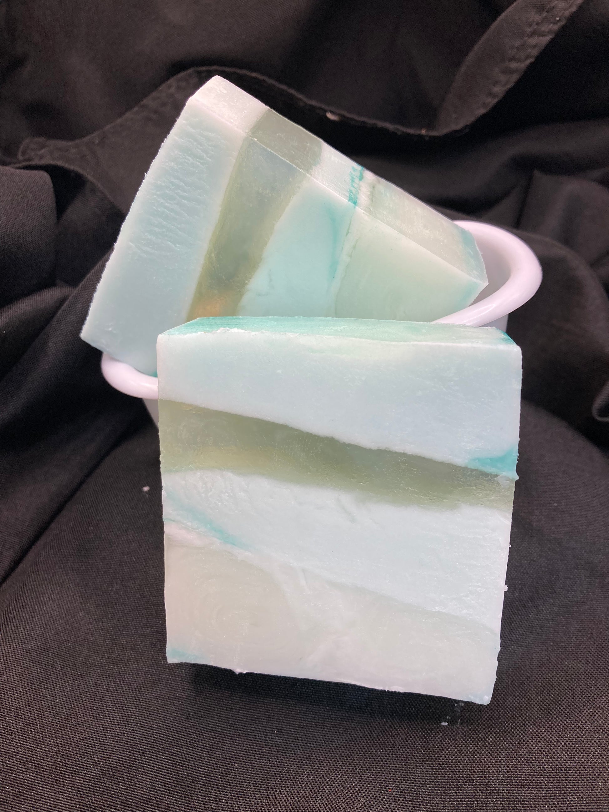 This is a 4 oz bar of Cactus Blossom scented Goats Milk Soap.  The bar also includes Olive Oil and Aloe for a classic scent in a moisturizing soap bar.  It makes bathtime a spa-like experience!  These would make a wonderful bridal shower or wedding favor!  Each item is individually made and may appear different from the photo.