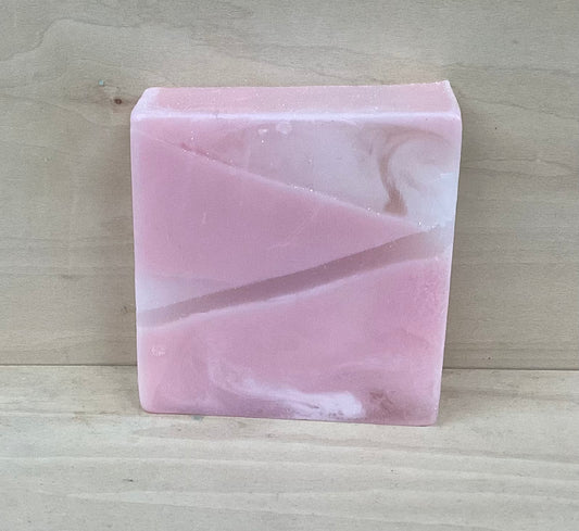 Good Witch Bubble Gum Scented Goat’s Milk Soap – 5 oz